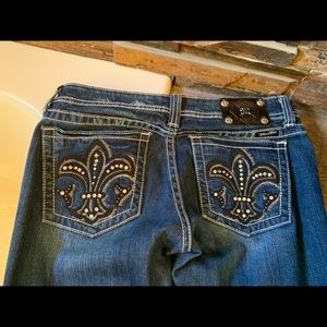Miss Me Fleur-De-Lis Pocket Jeans